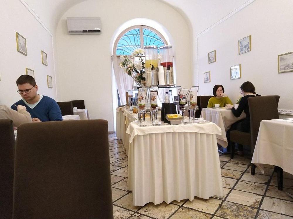Hotel Minerva Пиза Экстерьер фото