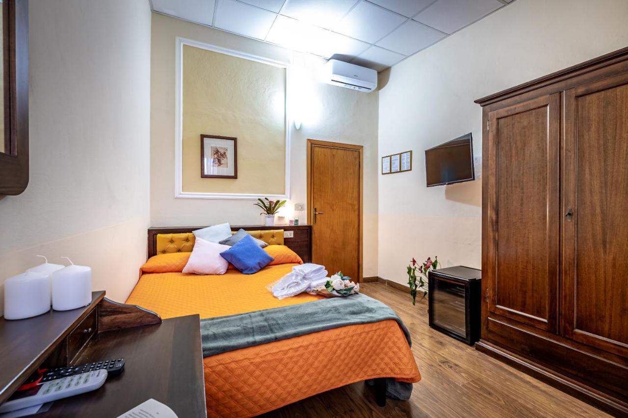 Hotel Minerva Пиза Экстерьер фото