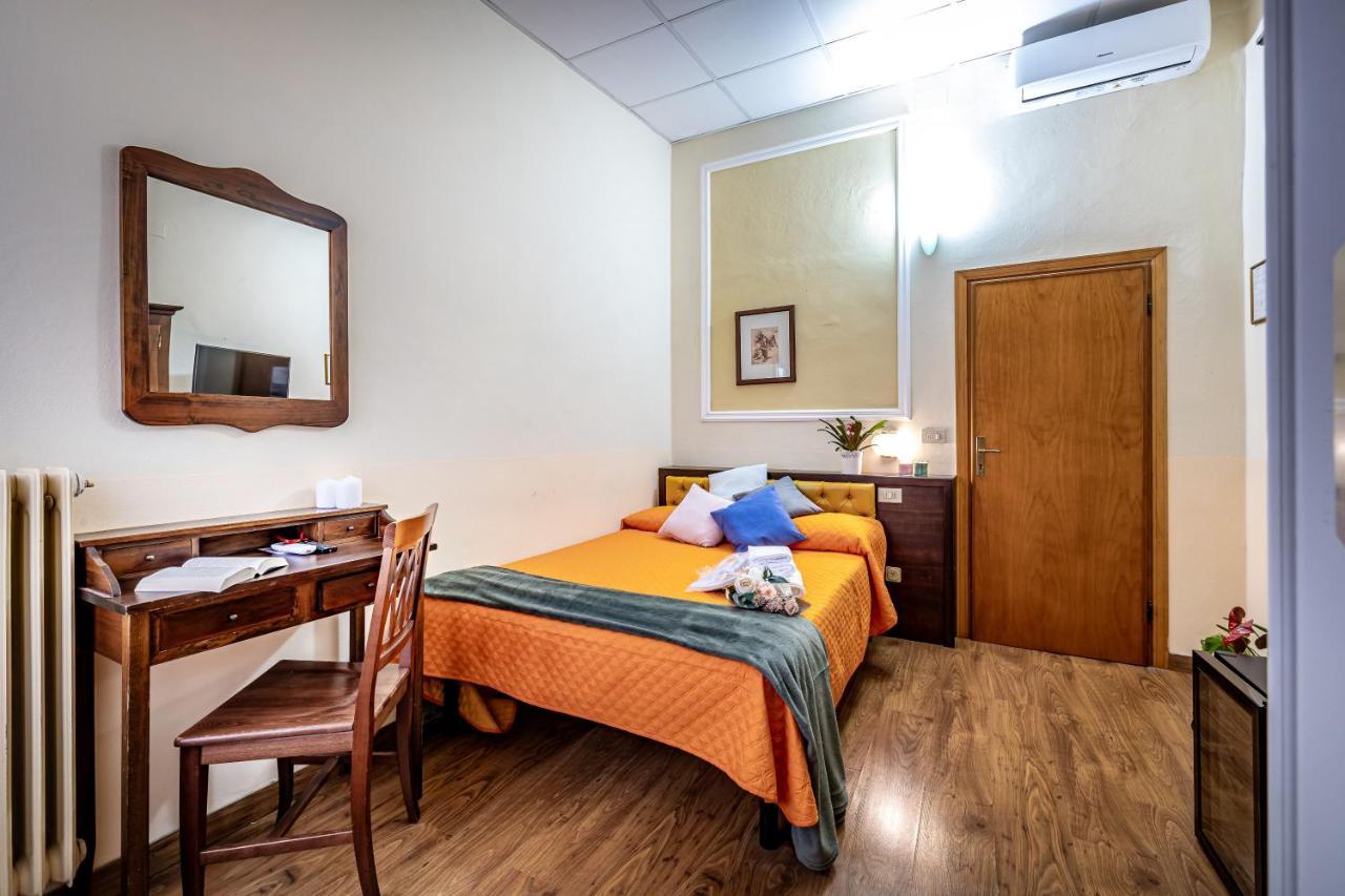 Hotel Minerva Пиза Экстерьер фото